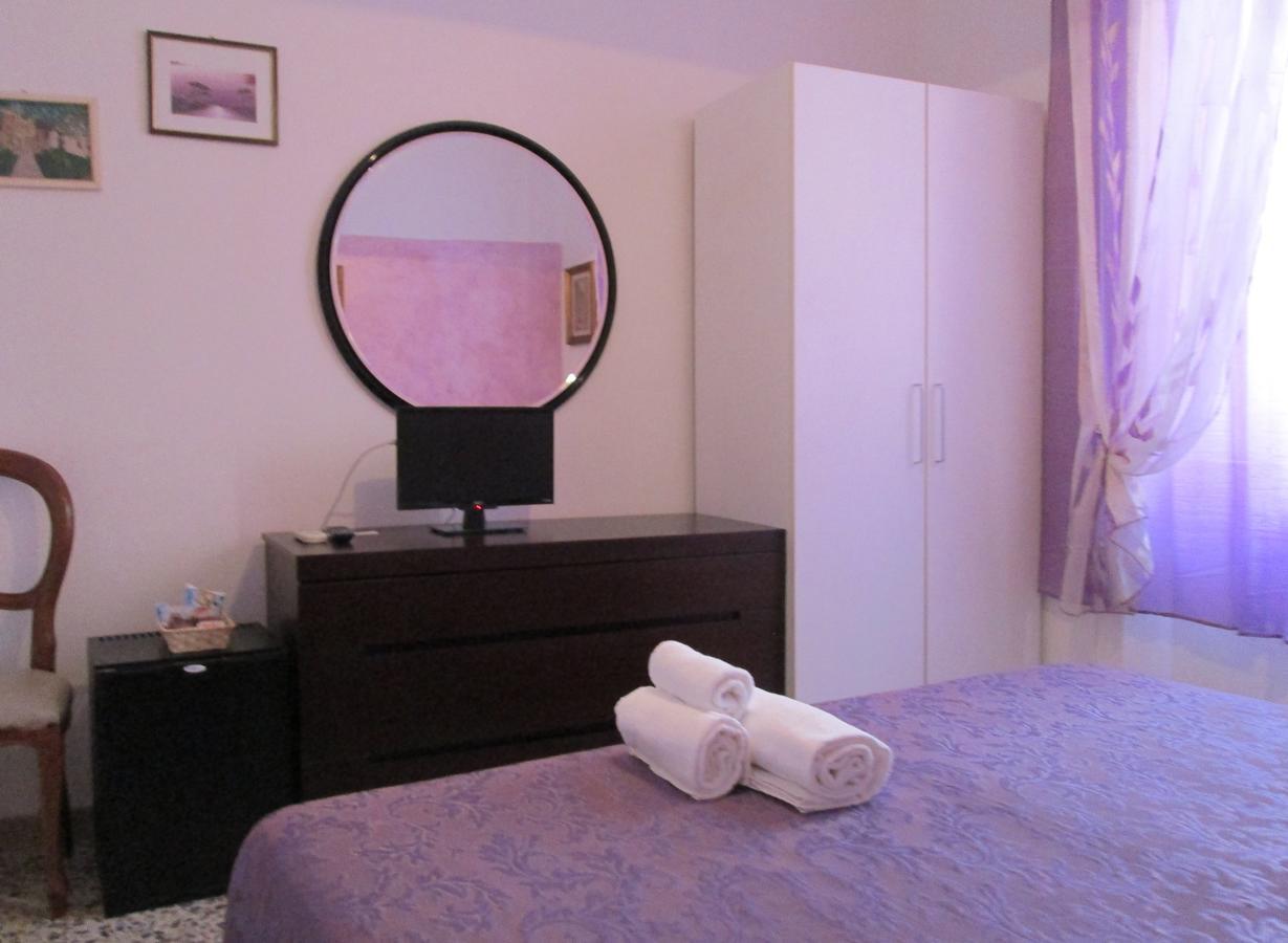 B&B Regina Margherita Piombino Quarto foto