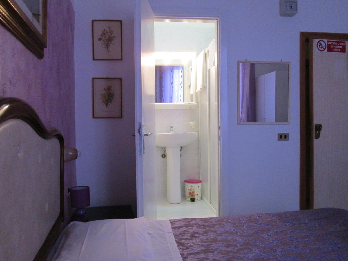 B&B Regina Margherita Piombino Quarto foto